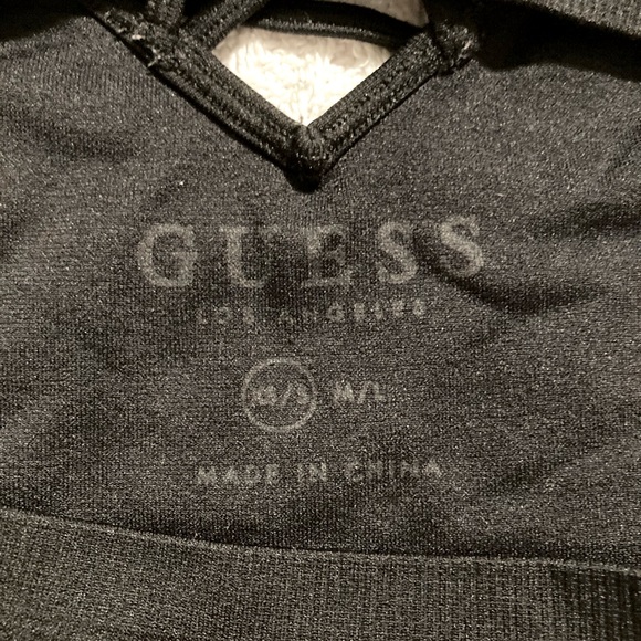 Guess crop top - Picture 3 of 3